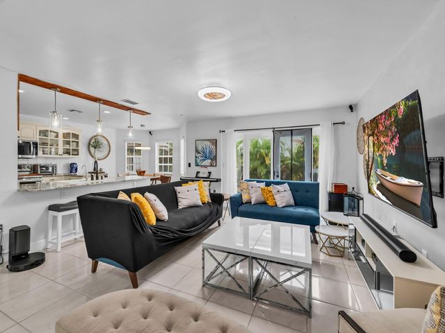 101 Gables Boulevard, Weston, FL 33326