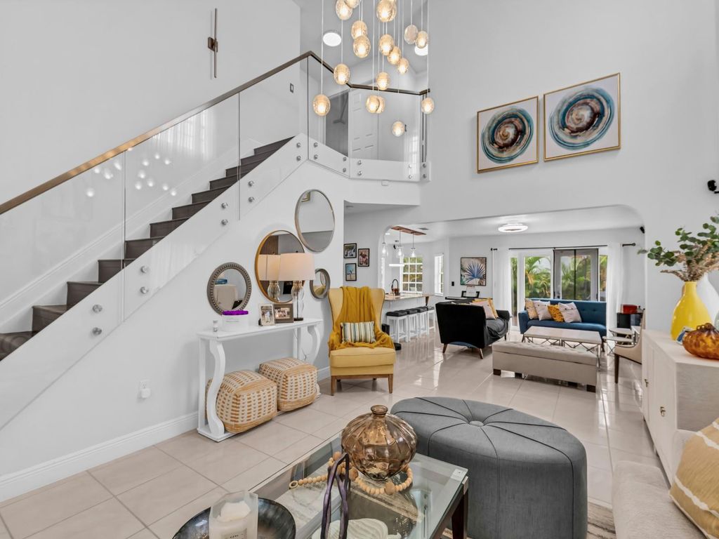 101 Gables Boulevard, Weston, FL 33326