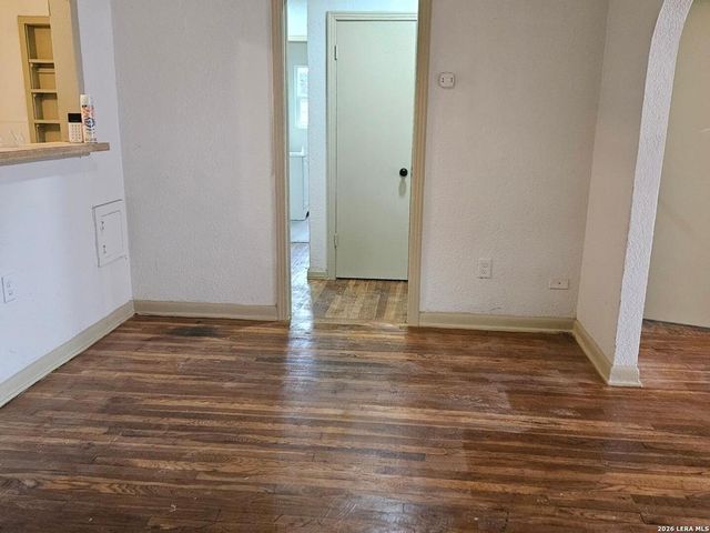 335 Baker, San Antonio, TX 78211