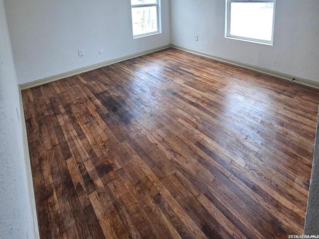 335 Baker, San Antonio, TX 78211