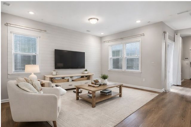 3721 Hoggett Ford Rd, Hermitage, TN 37076