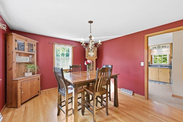 158 Telegraph Ave, Chicopee, MA 01020