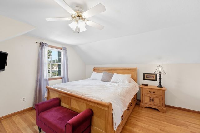 158 Telegraph Ave, Chicopee, MA 01020