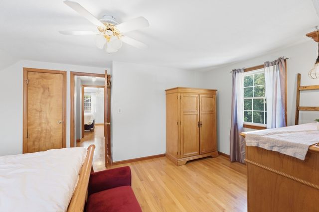158 Telegraph Ave, Chicopee, MA 01020