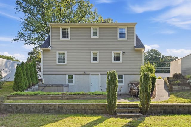 158 Telegraph Ave, Chicopee, MA 01020