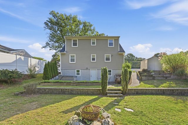 158 Telegraph Ave, Chicopee, MA 01020