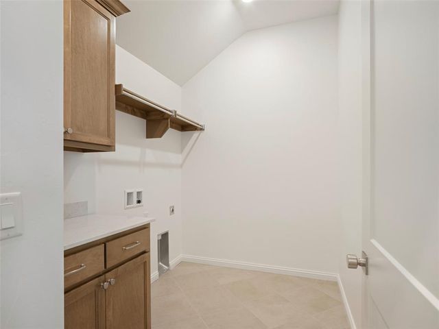 9216 SW 92nd Street, Mustang, OK 73064