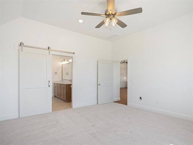 9216 SW 92nd Street, Mustang, OK 73064