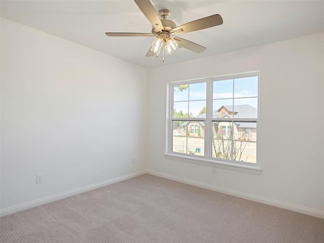 9216 SW 92nd Street, Mustang, OK 73064