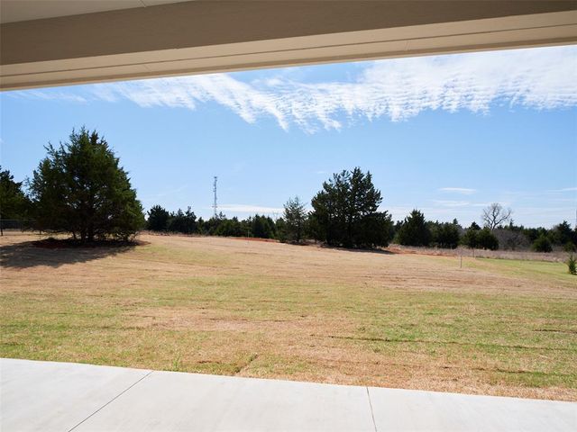 9216 SW 92nd Street, Mustang, OK 73064