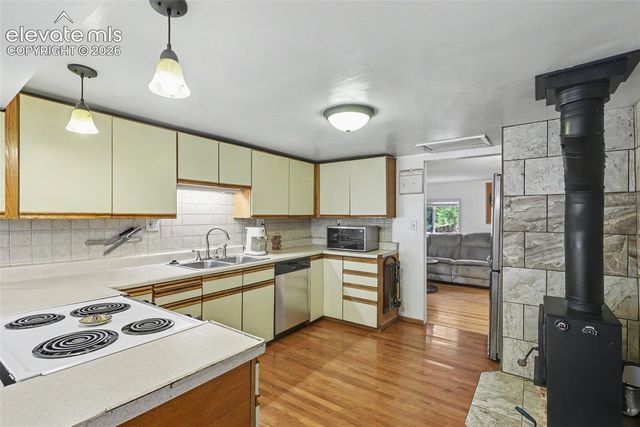 3536 W Pikes Peak Avenue, Colorado Springs, CO 80904