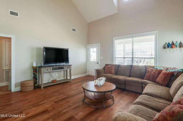 4155 Ireland Street, Bay Saint Louis, MS 39520