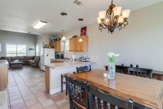 4155 Ireland Street, Bay Saint Louis, MS 39520