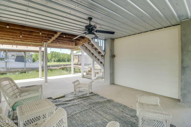 4155 Ireland Street, Bay Saint Louis, MS 39520