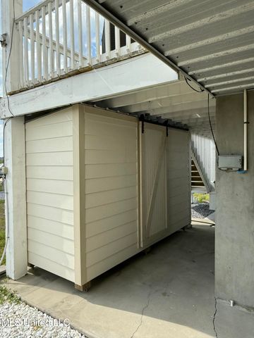 4155 Ireland Street, Bay Saint Louis, MS 39520