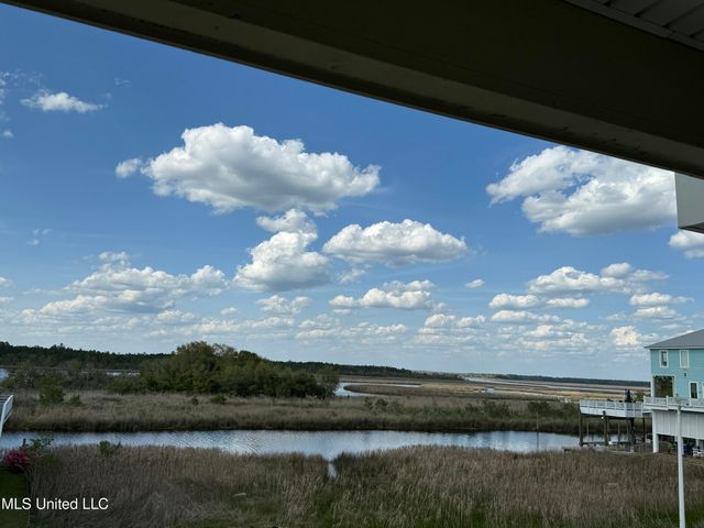 4155 Ireland Street, Bay Saint Louis, MS 39520