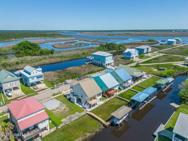 4155 Ireland Street, Bay Saint Louis, MS 39520