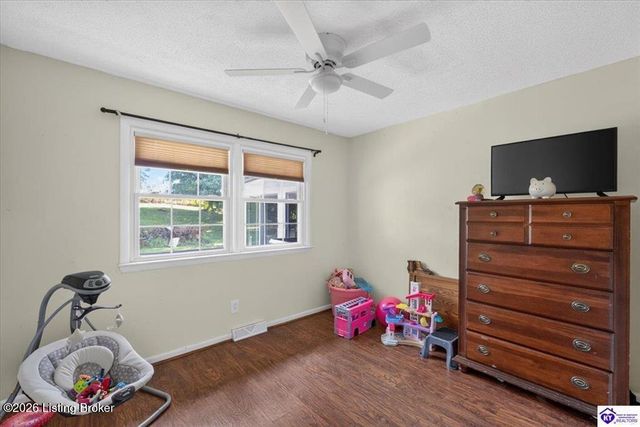 405 Natalie Dr, Elizabethtown, KY 42701
