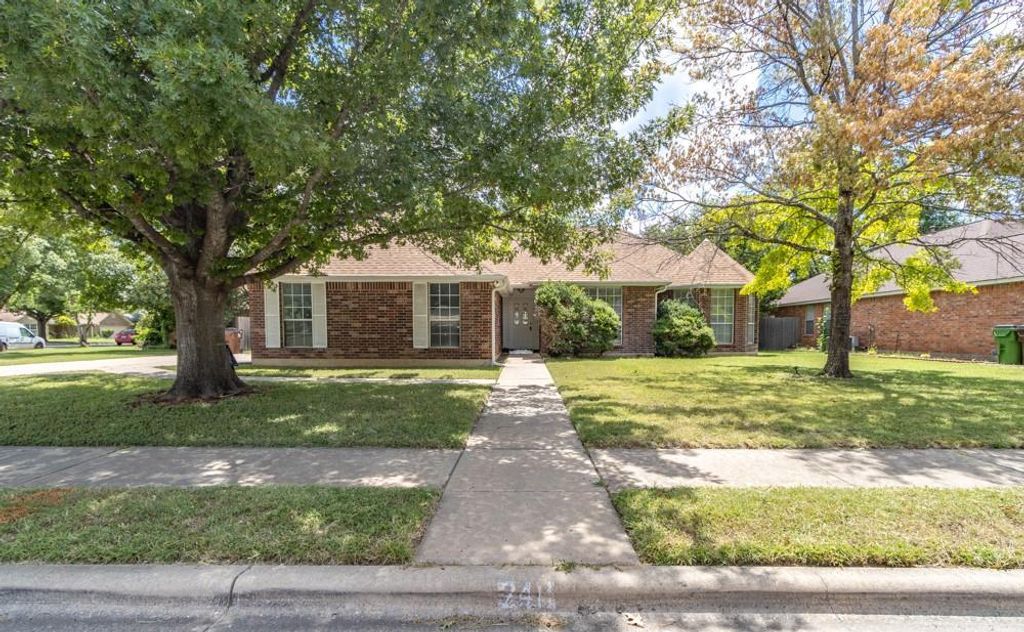 2411 Raintree PATH, Round Rock, TX 78664