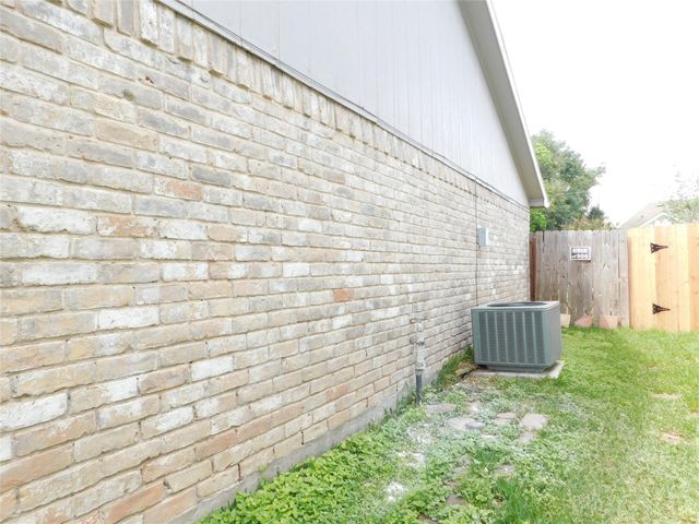 3802 Brier Gardens Drive, Houston, TX 77082