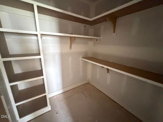 40 Wheatfield Lane, Louisburg, NC 27549
