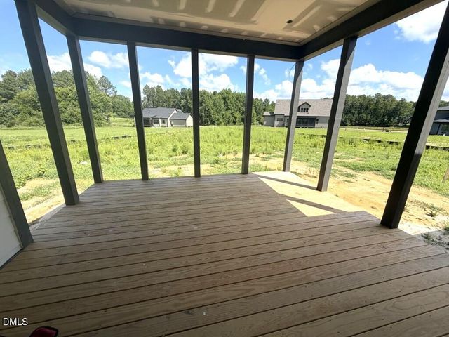 40 Wheatfield Lane, Louisburg, NC 27549