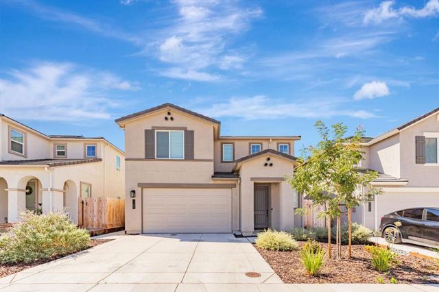 1180 Cherry Peak Way, Hollister, CA 95023