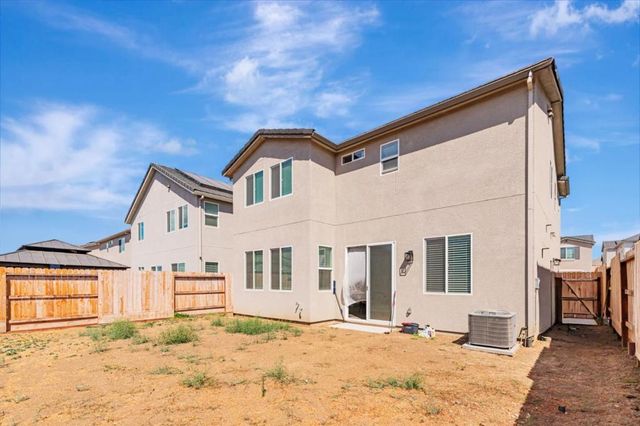 1180 Cherry Peak Way, Hollister, CA 95023