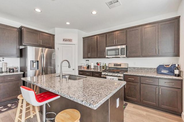 1180 Cherry Peak Way, Hollister, CA 95023