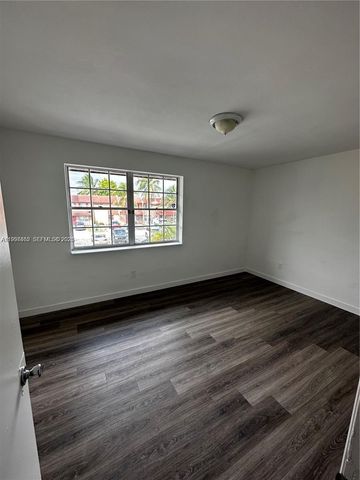 2778 NW 196th Ter, Miami Gardens, FL 33056