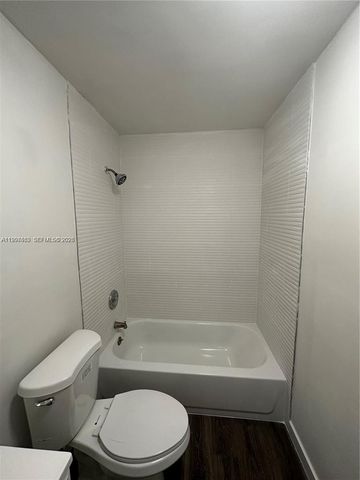 2778 NW 196th Ter, Miami Gardens, FL 33056