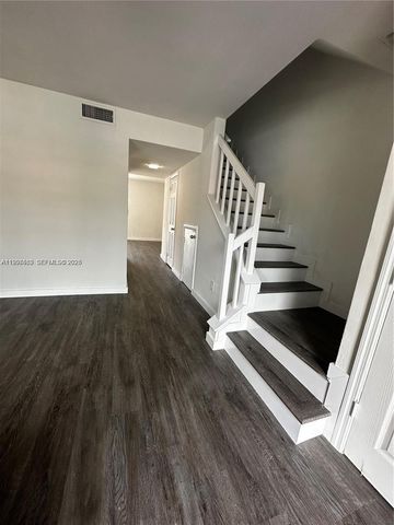 2778 NW 196th Ter, Miami Gardens, FL 33056