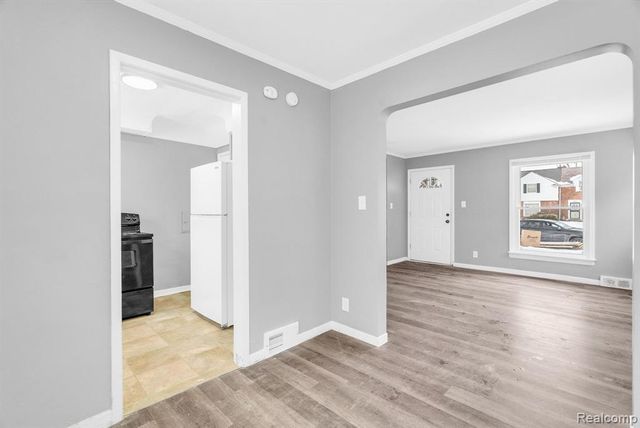 10802 and 10808 Nottingham Road, Detroit, MI 48224