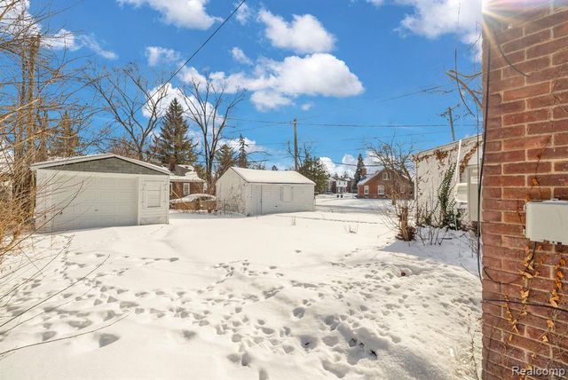 10802 and 10808 Nottingham Road, Detroit, MI 48224