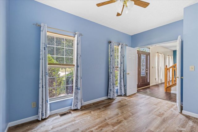 7587 Walnut Drive, Canal Winchester, OH 43110