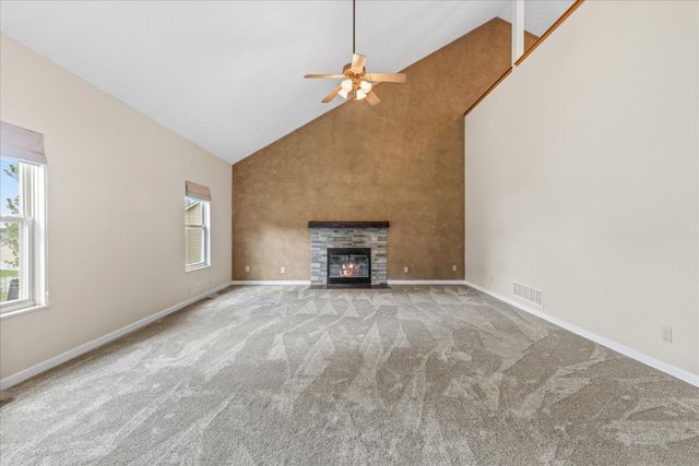 7587 Walnut Drive, Canal Winchester, OH 43110