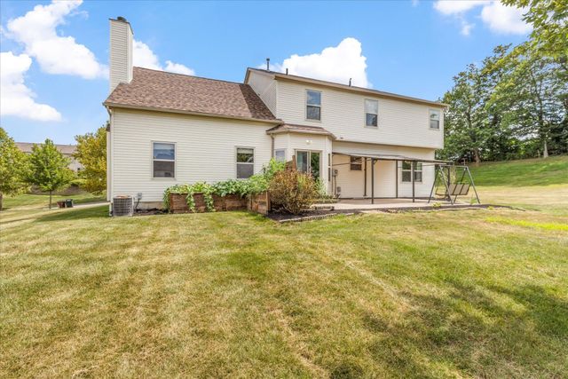 7587 Walnut Drive, Canal Winchester, OH 43110