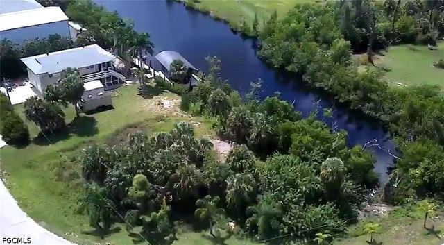 3921 Stabile RD, St James City, FL 33956