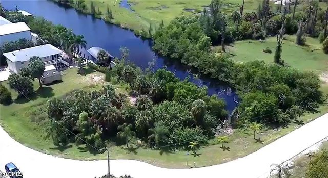 3921 Stabile RD, St James City, FL 33956