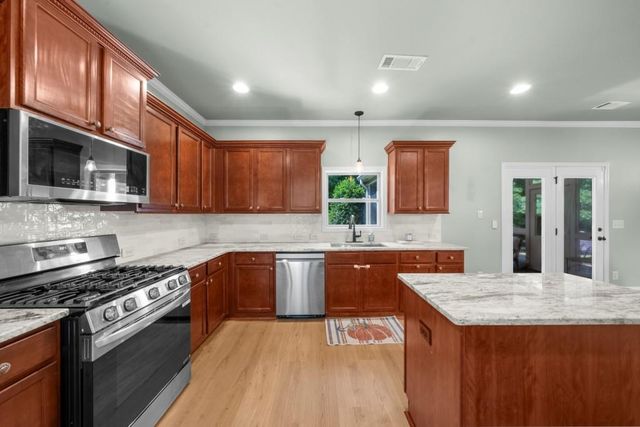 5985 Willow Oak Pass, Cumming, GA 30040