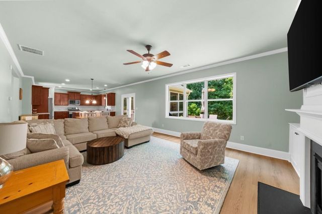 5985 Willow Oak Pass, Cumming, GA 30040