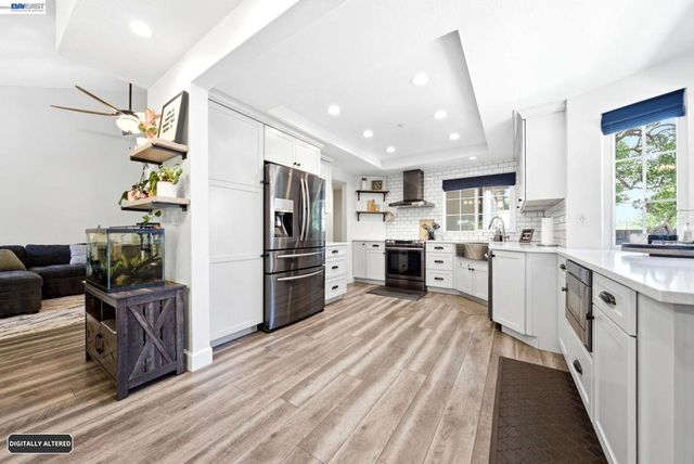 578 Mulqueeney St, Livermore, CA 94550