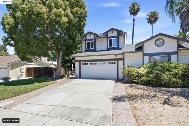578 Mulqueeney St, Livermore, CA 94550