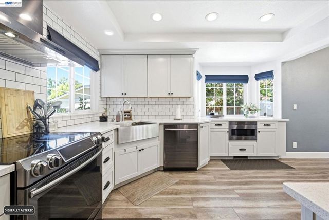 578 Mulqueeney St, Livermore, CA 94550