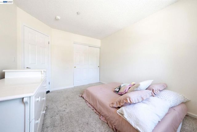 578 Mulqueeney St, Livermore, CA 94550
