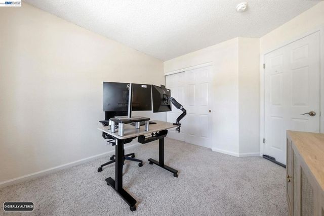 578 Mulqueeney St, Livermore, CA 94550