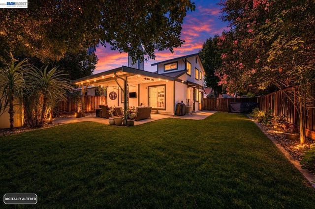 578 Mulqueeney St, Livermore, CA 94550