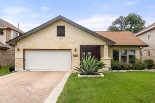255 Bluff ST, Buda, TX 78610