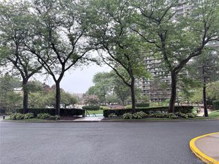 1 Bay Club Drive 18L, Bayside, NY 11360