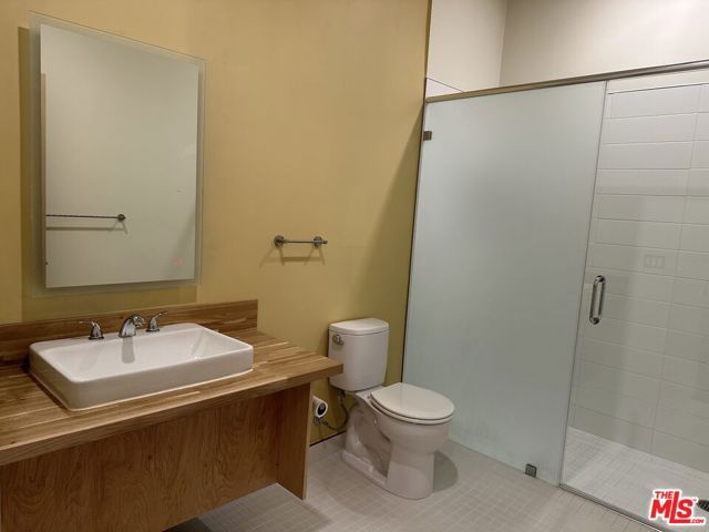 11115 Mccormick Street 401, North Hollywood (los Angeles), CA 91601